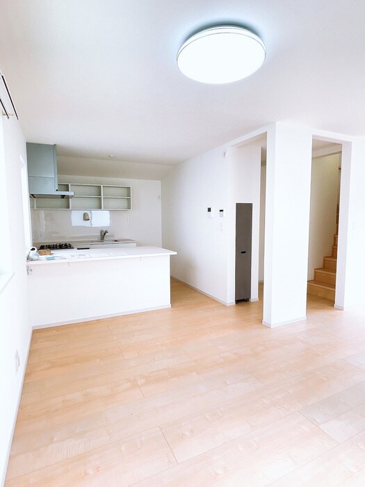 天神町2丁目貸家2号棟の物件内観写真