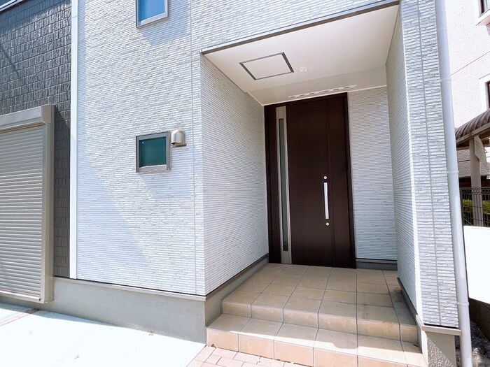 天神町2丁目貸家2号棟の物件外観写真