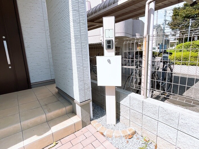 天神町2丁目貸家2号棟の物件外観写真