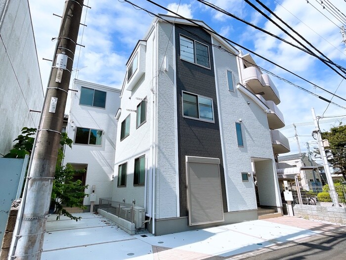 天神町2丁目貸家2号棟の物件外観写真