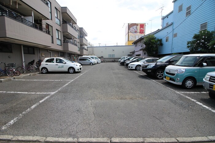 山浩ビルの物件外観写真