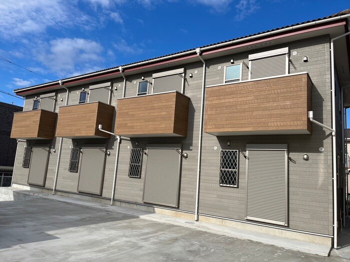 ラフール湘南の物件外観写真