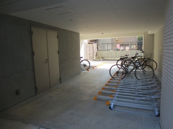 マーシスマルルの物件外観写真