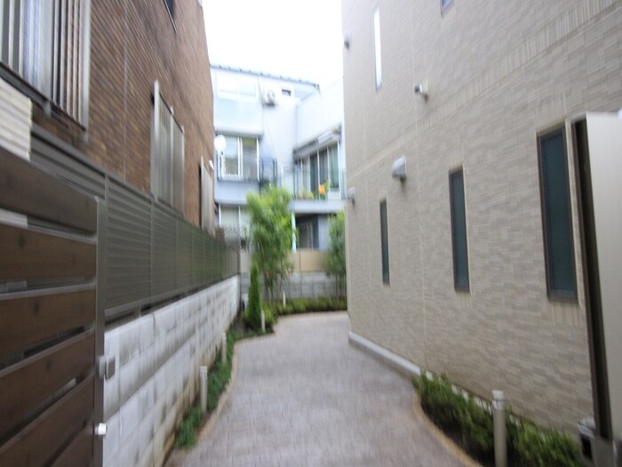 小日向テラスハウスの物件外観写真