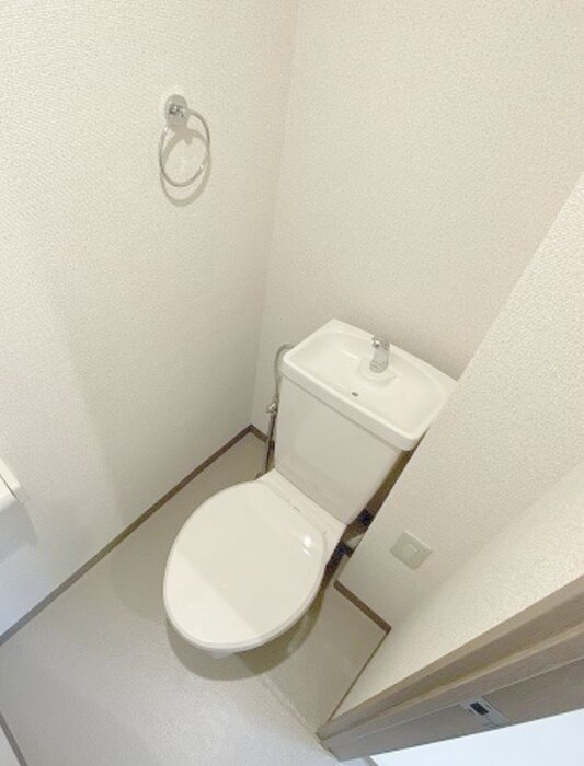 ポポラ－レ壱番館の物件内観写真