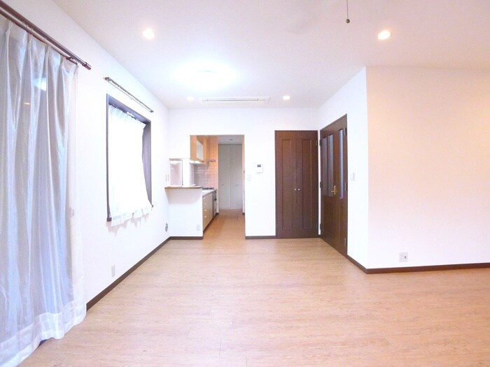 旭町2丁目戸建の物件内観写真