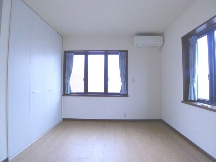 旭町2丁目戸建の物件内観写真