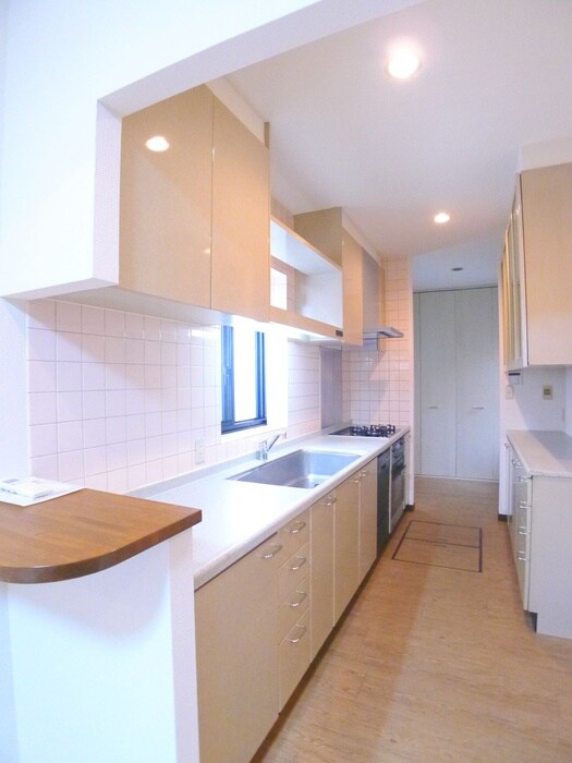 旭町2丁目戸建の物件内観写真