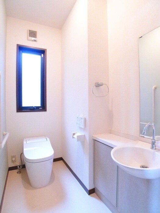 旭町2丁目戸建の物件内観写真