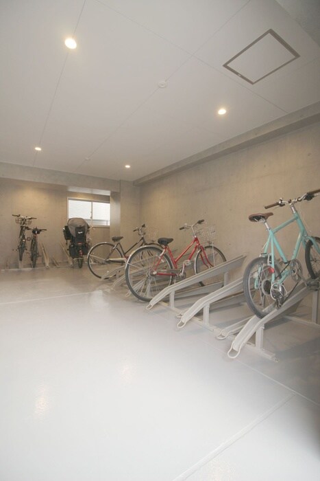 アズールコート町屋パサージュの物件外観写真