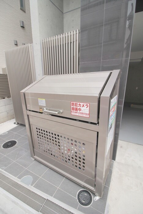 アズールコート町屋パサージュの物件外観写真