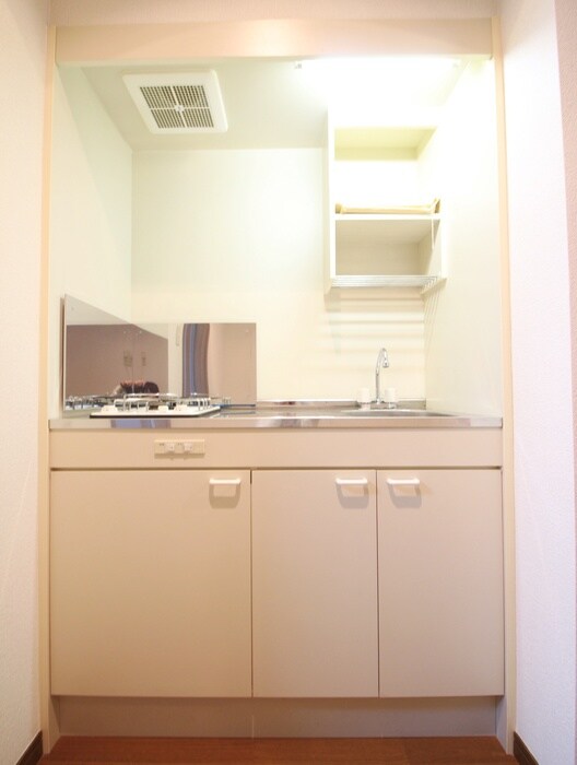 ｱﾝﾌﾟﾙ-ﾙﾌｪ-ﾙＣｏｕｒａｇｅの物件内観写真