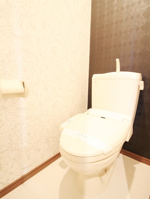 ｱﾝﾌﾟﾙ-ﾙﾌｪ-ﾙＣｏｕｒａｇｅの物件内観写真