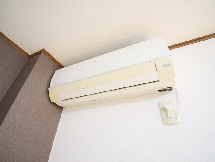 ｱﾝﾌﾟﾙ-ﾙﾌｪ-ﾙＣｏｕｒａｇｅの物件内観写真