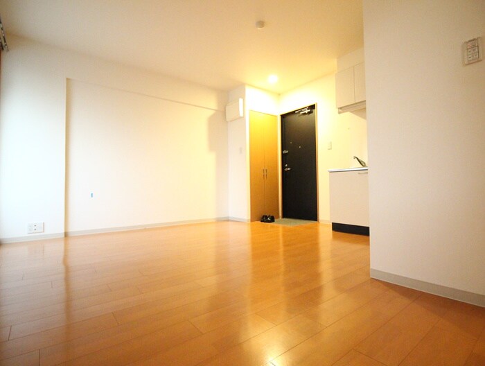 ホワイトベッセルＮの物件内観写真