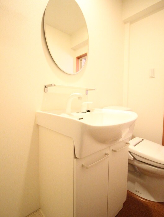 ホワイトベッセルＮの物件内観写真