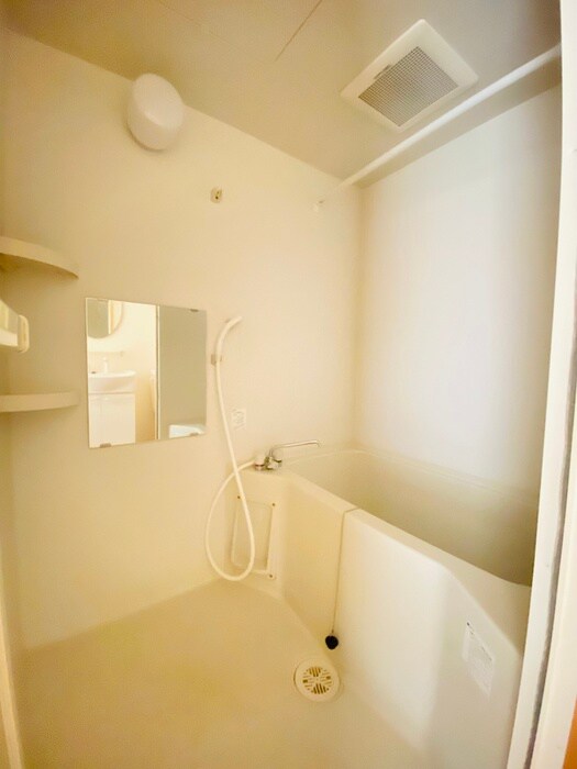 ホワイトベッセルＮの物件内観写真