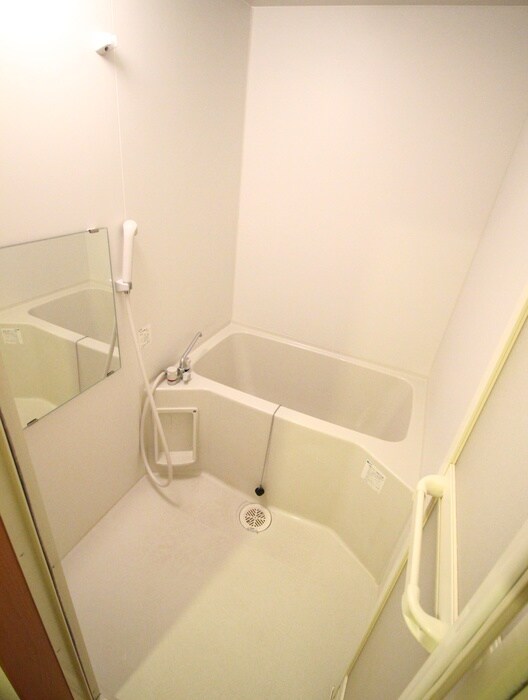 ホワイトベッセルＮの物件内観写真