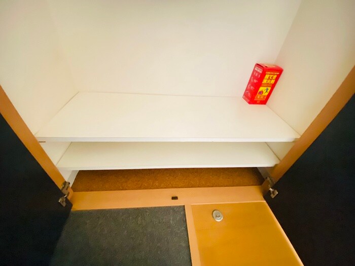 ホワイトベッセルＮの物件内観写真