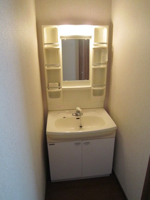 シャトレ戸邊の物件内観写真