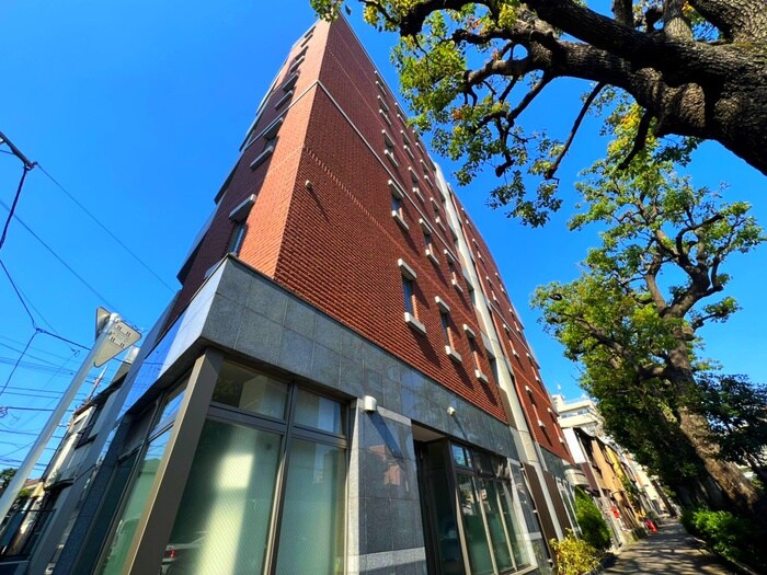 NY大和マンションの物件外観写真