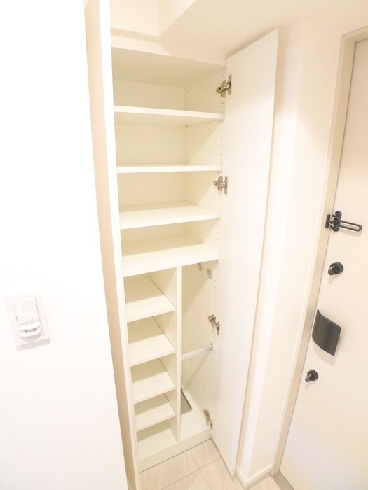 ｱｰﾊﾞﾝﾊﾟｰｸ行徳ｽﾃｰｼｮﾝﾌﾛﾝﾄの物件内観写真