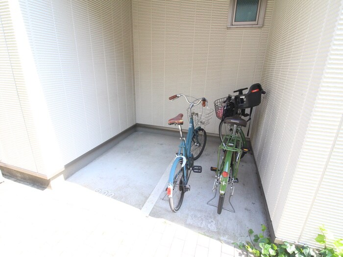 サントル上北沢の物件外観写真