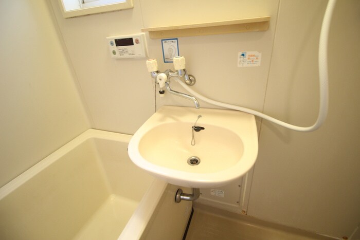 エディハウスＢの物件内観写真