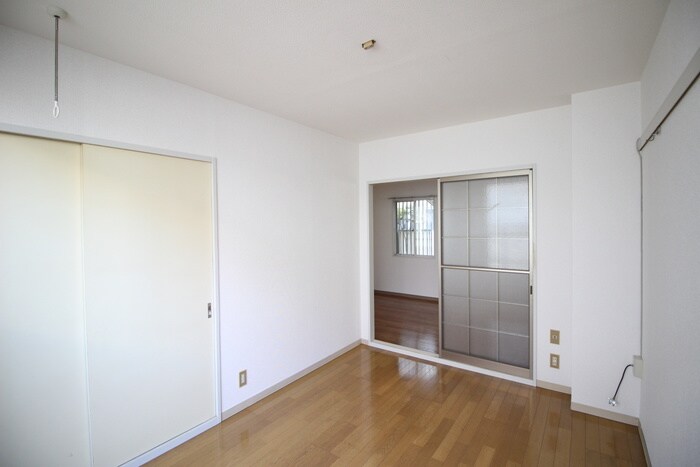 エディハウスＢの物件内観写真