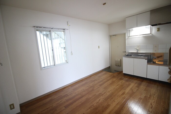 エディハウスＢの物件内観写真