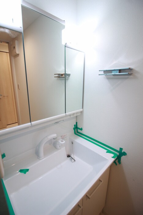 ピースコート登戸Ⅳの物件内観写真