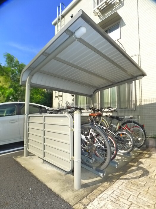 ラフレシールの物件外観写真