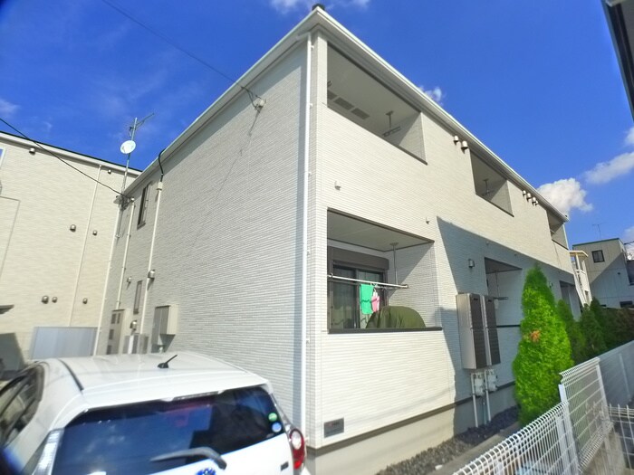 ラフレシールの物件外観写真