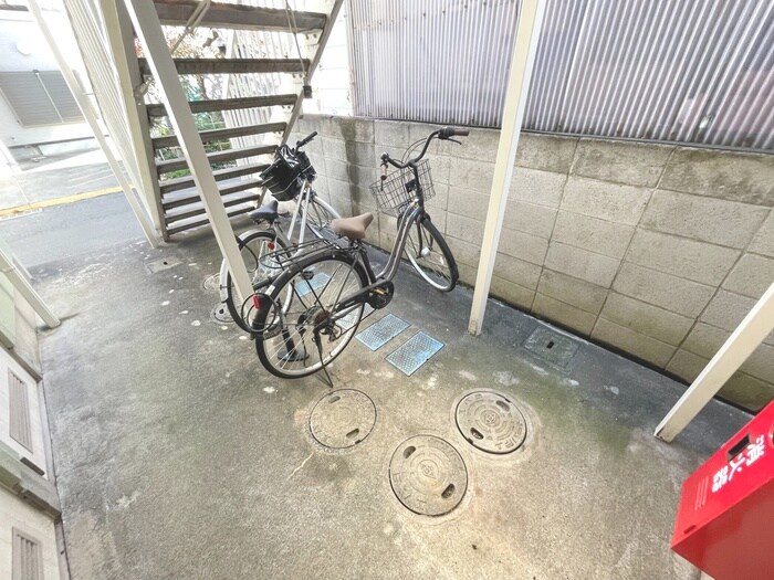 グリ―ン  エ―ジの物件外観写真