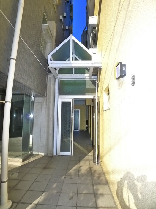 レジデンスオ－クの物件外観写真