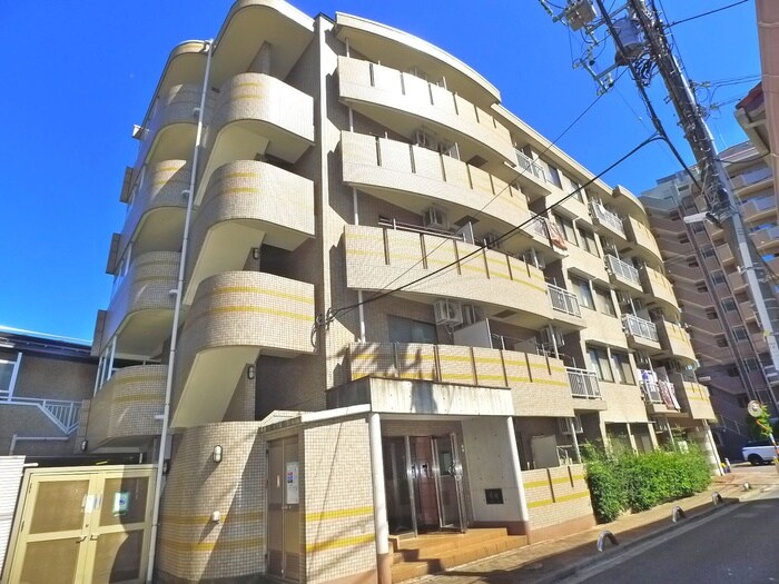 エトワール竹の塚の物件外観写真