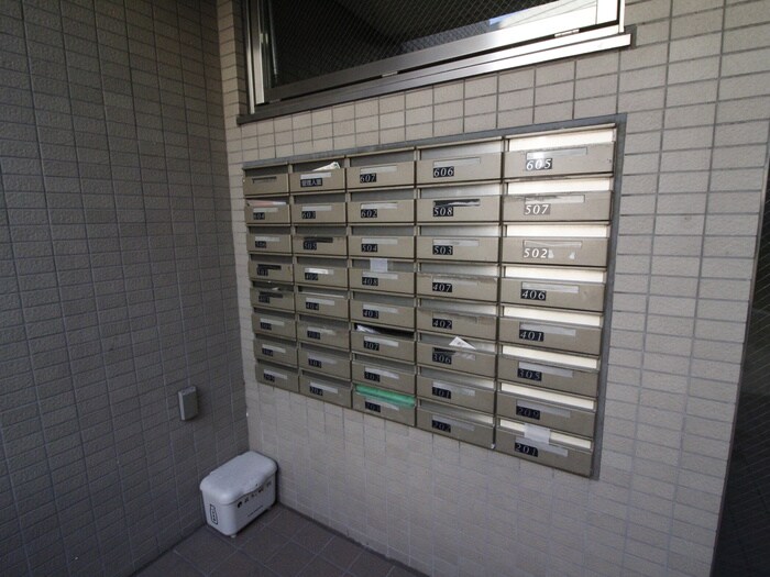 ア－バンクレ－ルソシアの物件外観写真