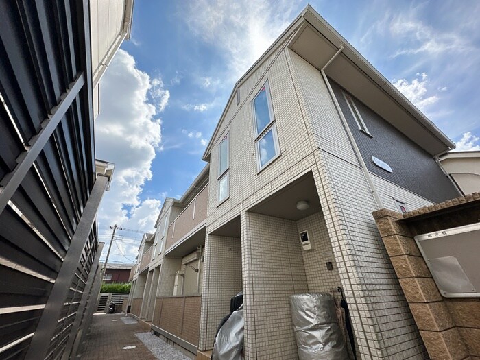 グラシアの物件外観写真