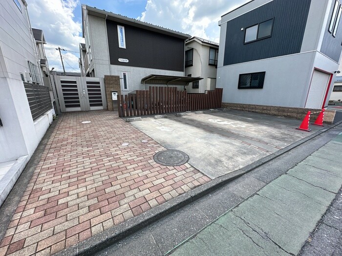 グラシアの物件外観写真