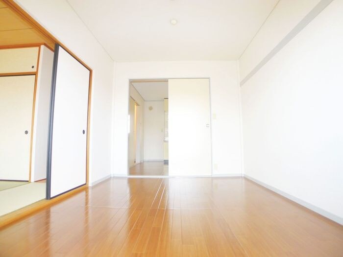 メゾンコムラの物件内観写真