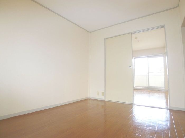 メゾンコムラの物件内観写真