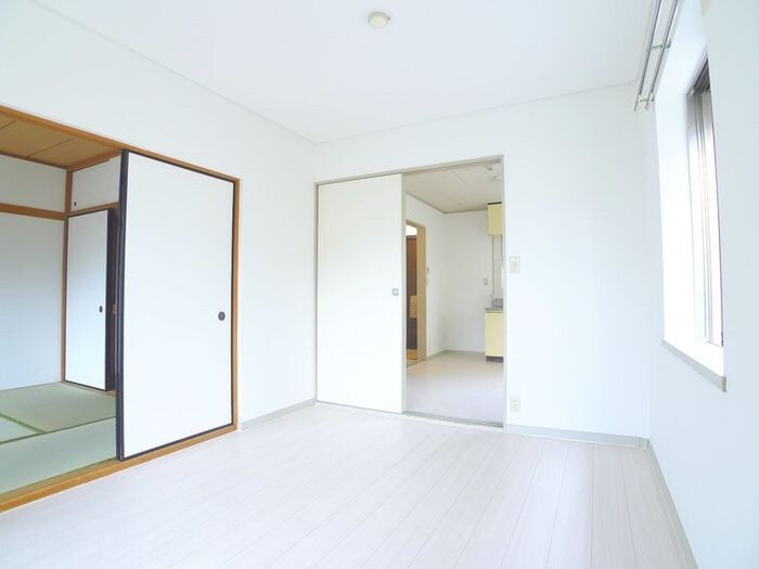 メゾンコムラの物件内観写真