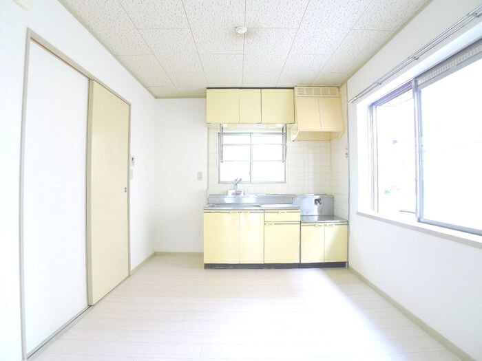 メゾンコムラの物件内観写真