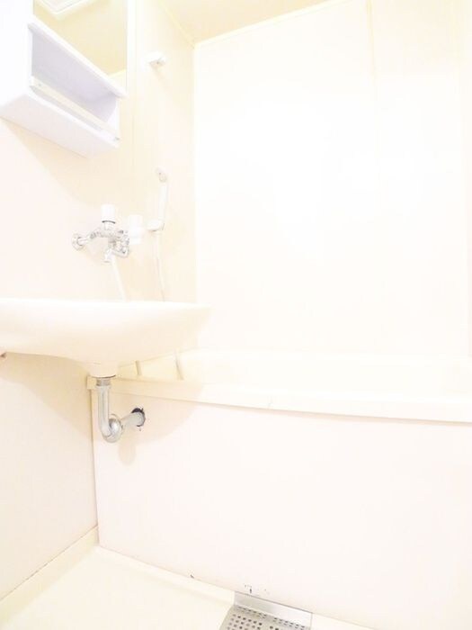 メゾンコムラの物件内観写真