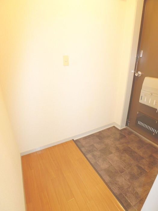 メゾンコムラの物件内観写真