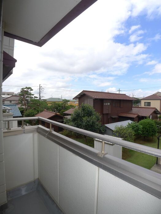 メゾンコムラの物件内観写真