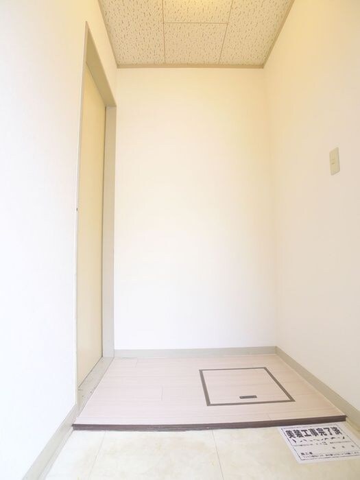 メゾンコムラの物件内観写真