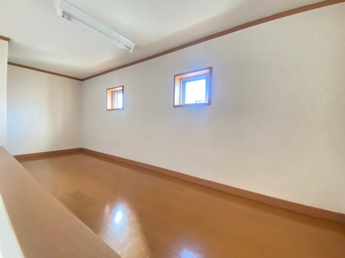 メゾン白幡西町の物件内観写真