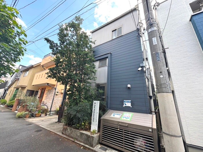 アールフラット中落合の物件外観写真