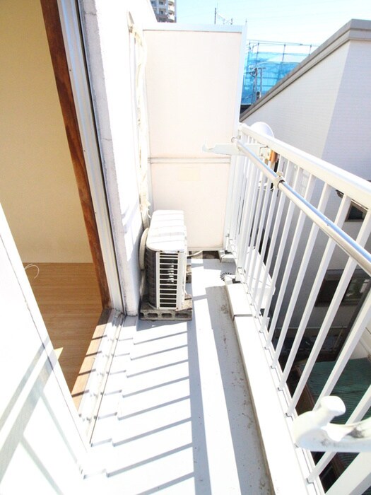 ウィリアムヒルズ新都心の物件内観写真